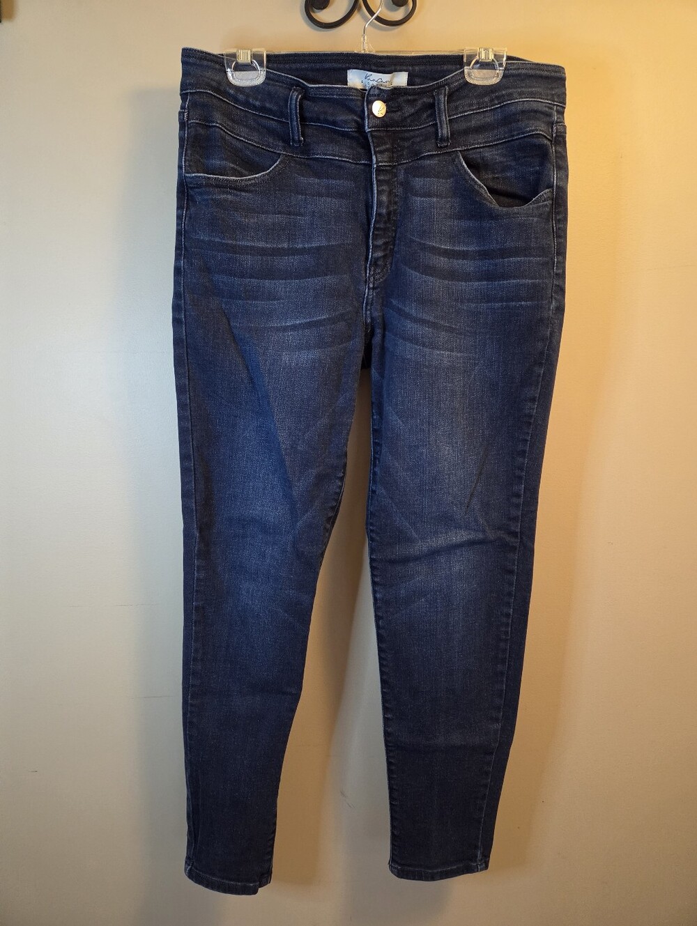 KanCan Signature Womens Jeans Size 32 Dark Wash Skinny Ankle 29 Inseam Stretch
